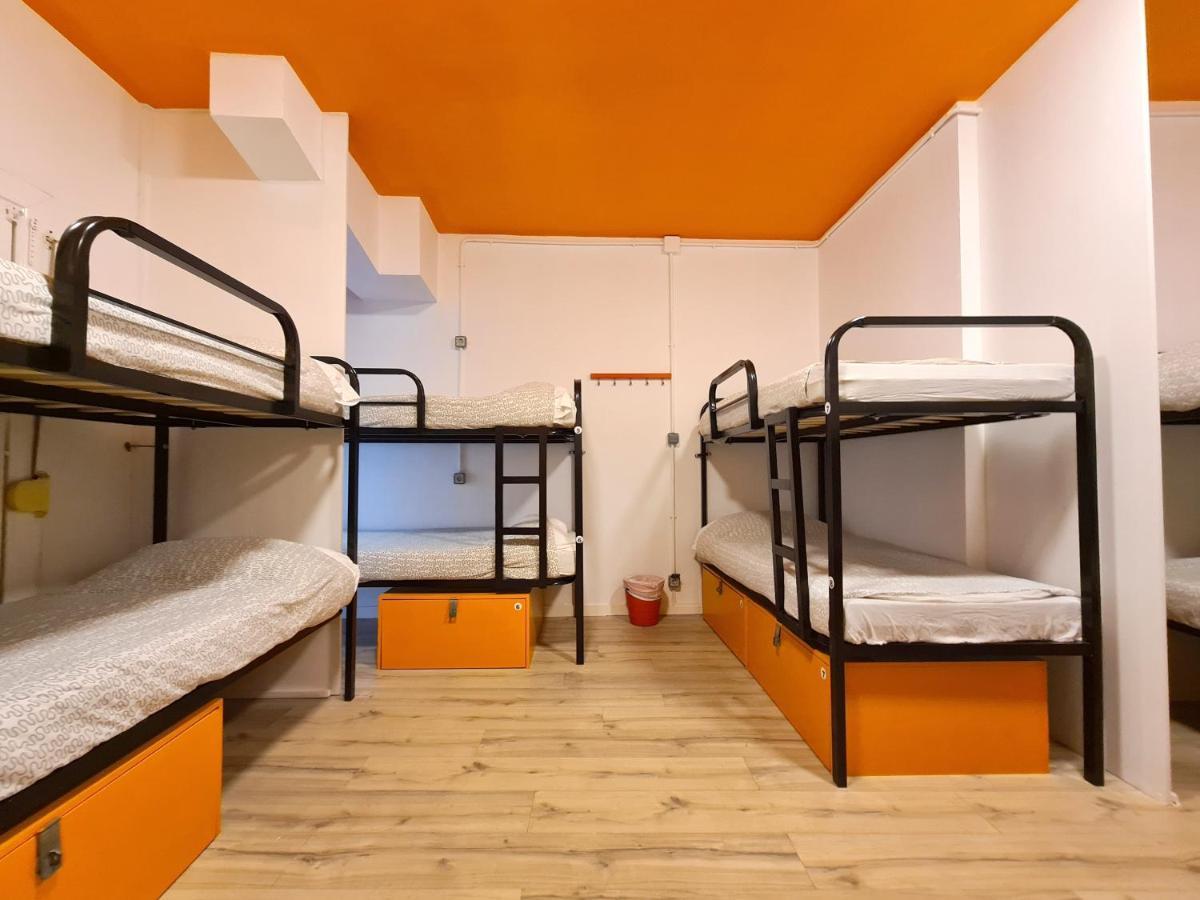 Arc House Gracia Hostel Βαρκελώνη Εξωτερικό φωτογραφία