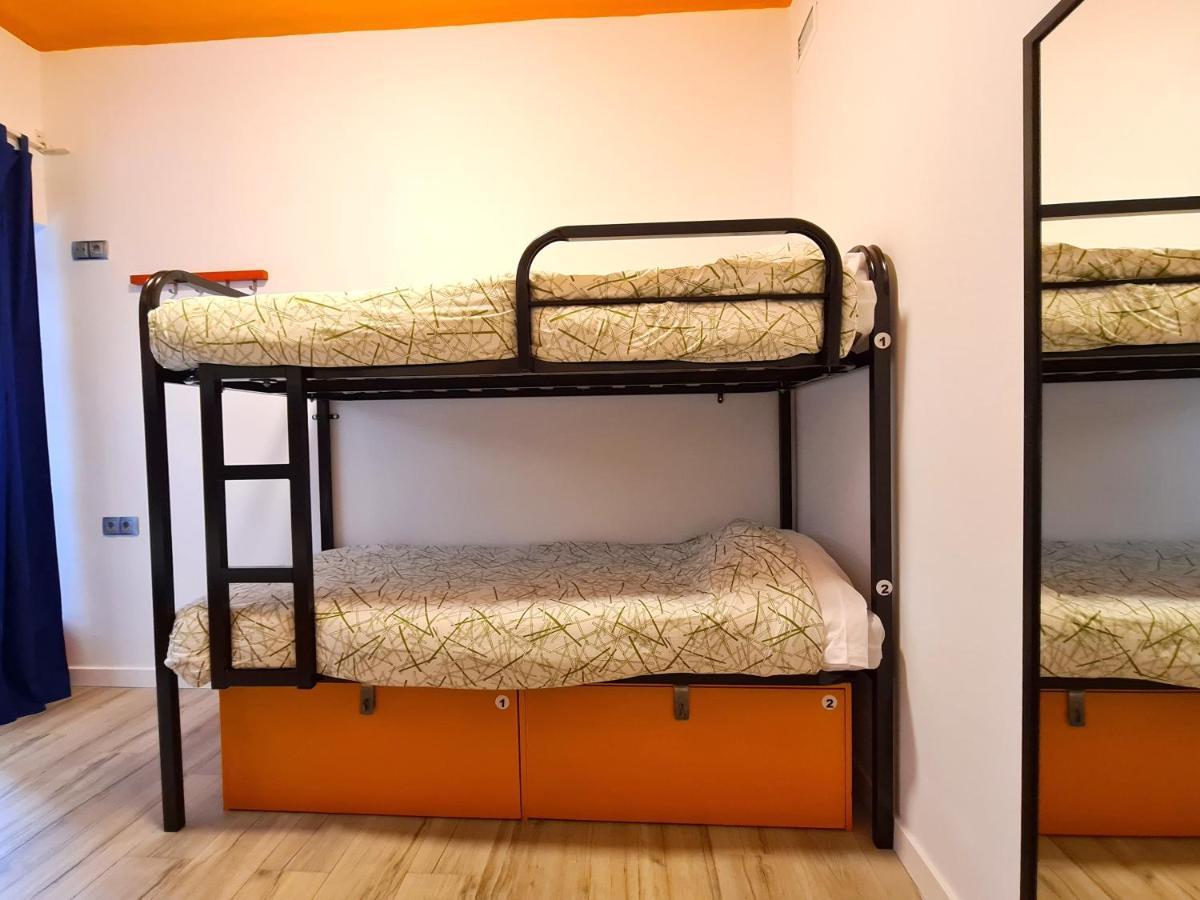 Arc House Gracia Hostel Βαρκελώνη Εξωτερικό φωτογραφία